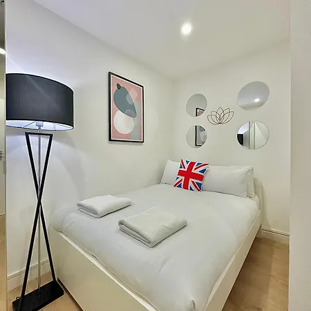 Studio Next To King Cross D